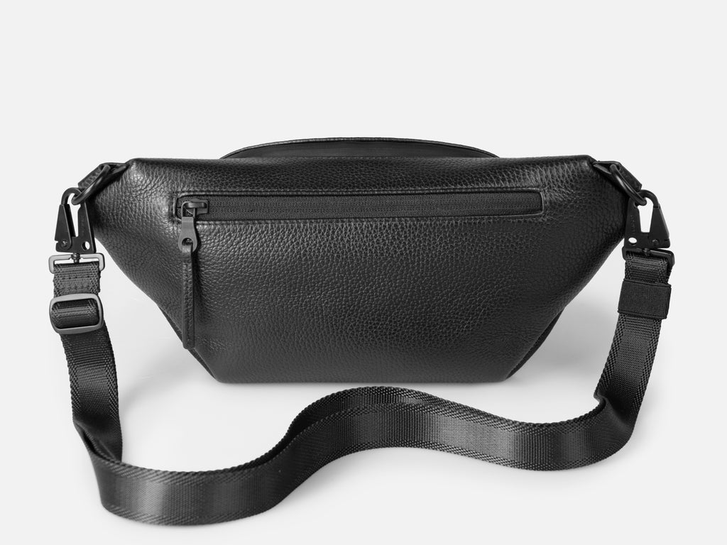 Moon Bag